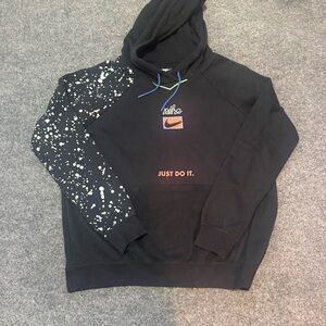 Nike Black and White Nike Women’s  Pullover hoodie Black sweatshirt